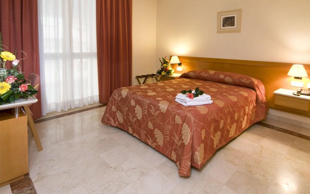 Hotel Central Caravaca Caravaca De La Cruz Exteriör bild